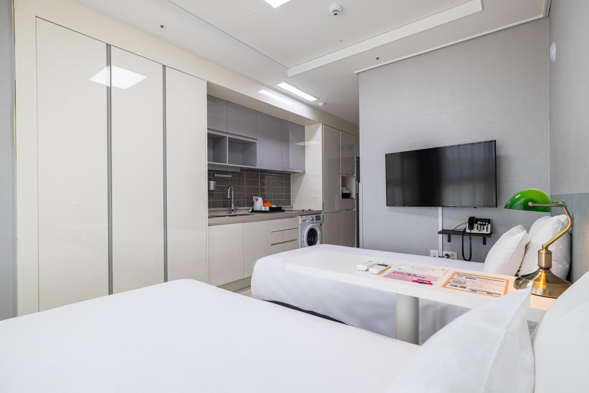 Gl City Hotel Incheon Airport Exterior photo